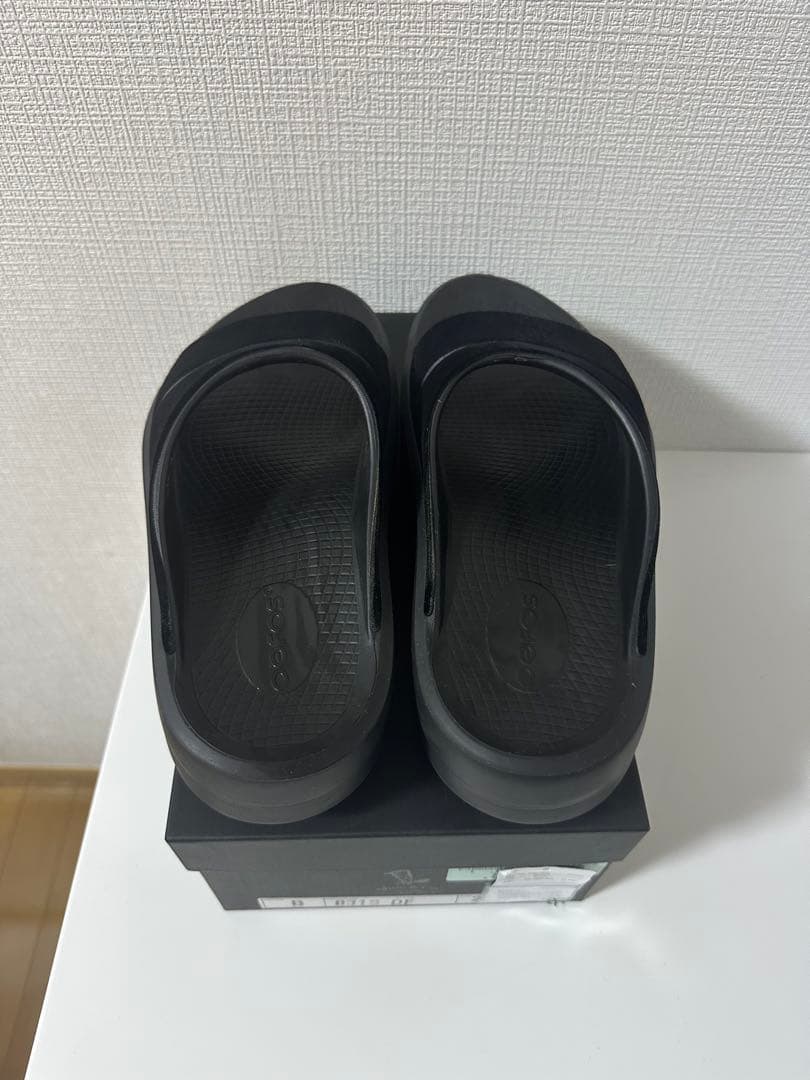 OOFOS（ウーフォス）／OOmega OOahh Limited 27 ベロア