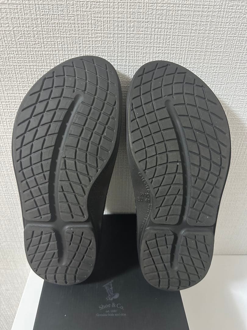 OOFOS（ウーフォス）／OOmega OOahh Limited 27 ベロア