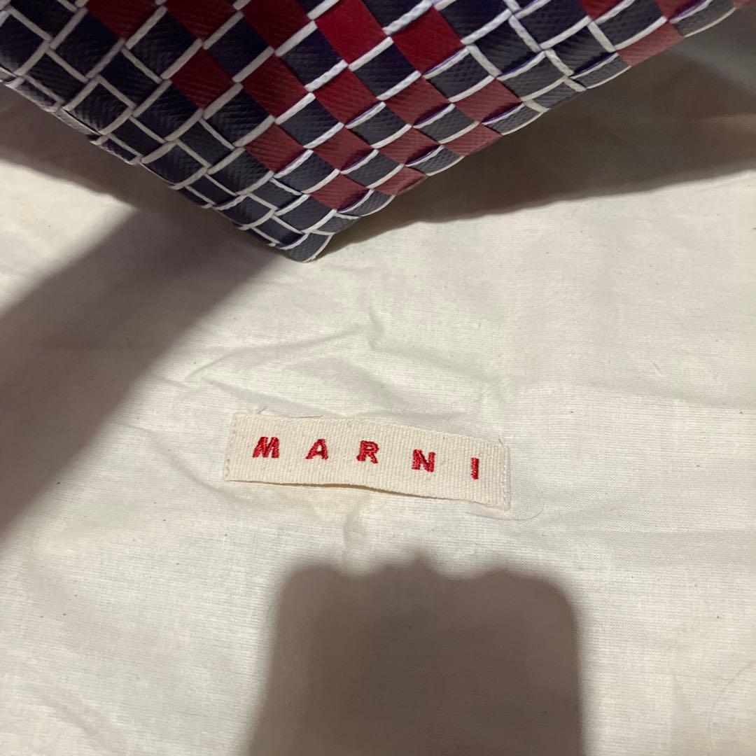Sara* 夏服セール中です 美品☆マルニ marni フラワーカフェ