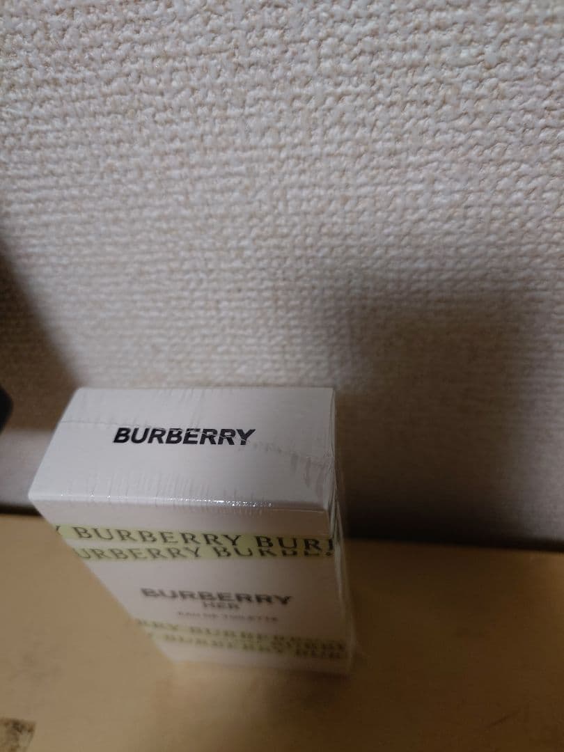 断捨離　BURBERRY HER Eau de Toilette 50ml