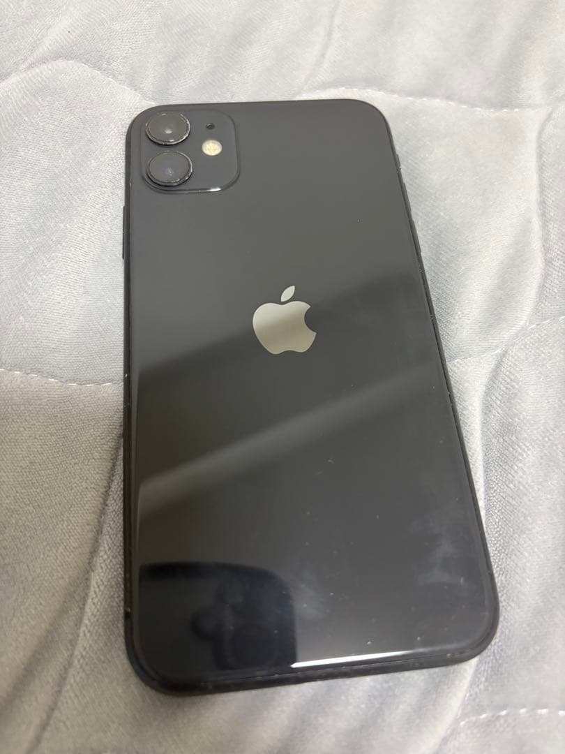 Apple iPhone 11 ブラック　64GB ジャンク品