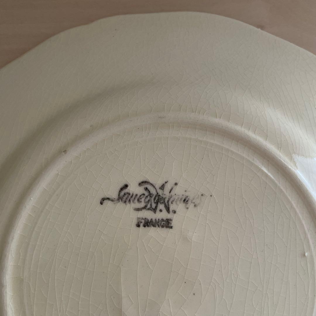 サルグミンヌ　花リムデザート皿