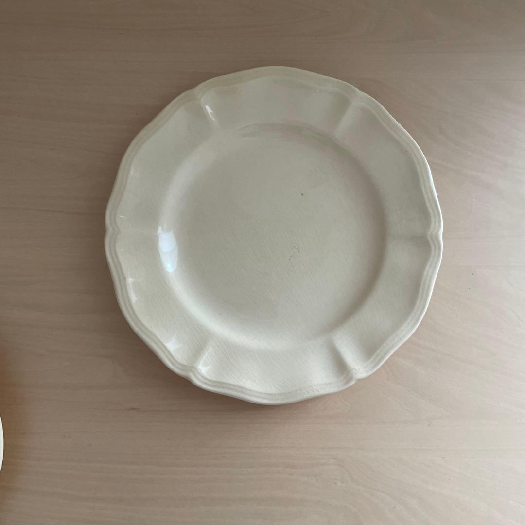 サルグミンヌ　花リムデザート皿