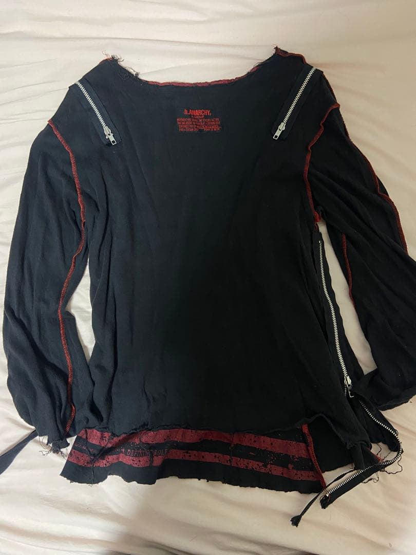 h. ANARCHY 黒 長袖Tシャツ
