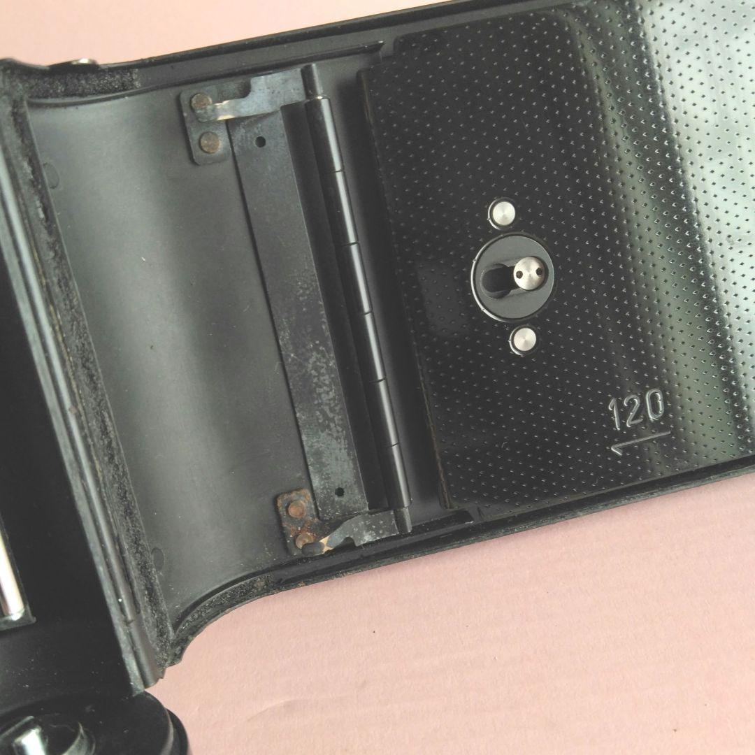 ペンタックス　6 X 7 ボディ！ 部品取り用　とするには美しすぎですが