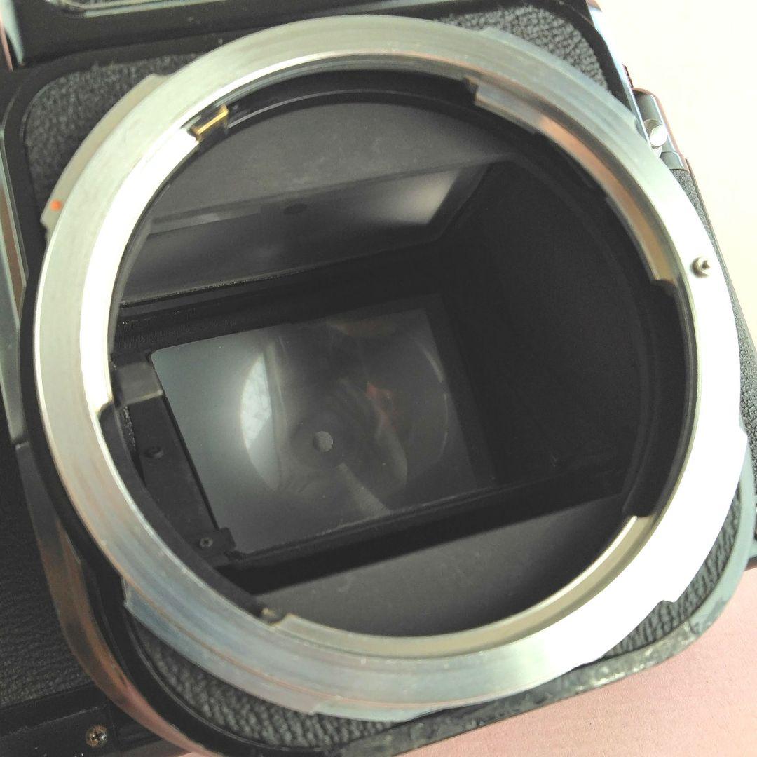 ペンタックス　6 X 7 ボディ！ 部品取り用　とするには美しすぎですが