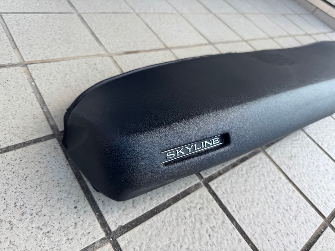 ハコスカ　後期　ダッシュボード　長期保管品　未使用　日産純正