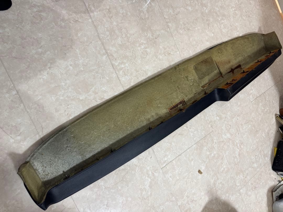 ハコスカ　後期　ダッシュボード　長期保管品　未使用　日産純正