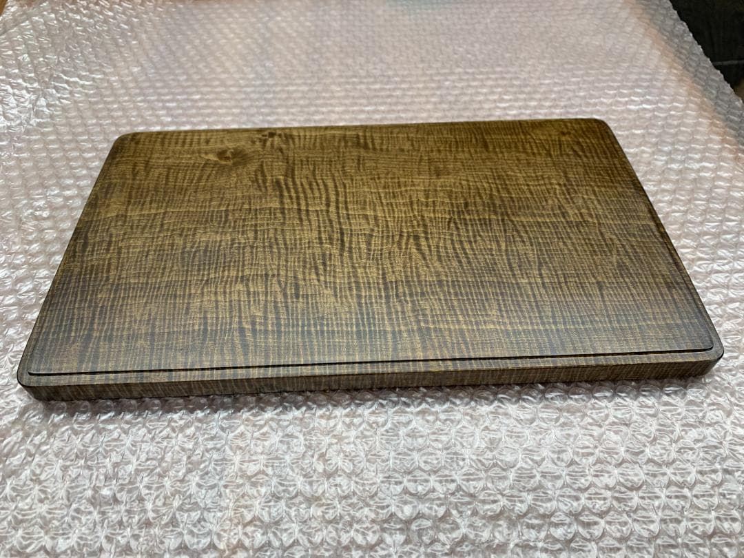 NO.1499　栃（トチノキ）　縮み杢　漆　お盆