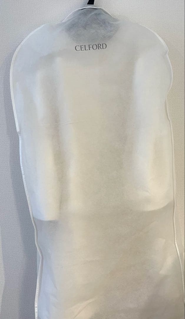新品未使用CELFORD ボリュームスリーブポンチコート