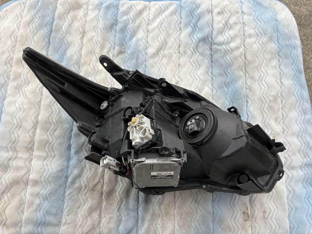 30プリウス　ヘッドライト　ツーリング