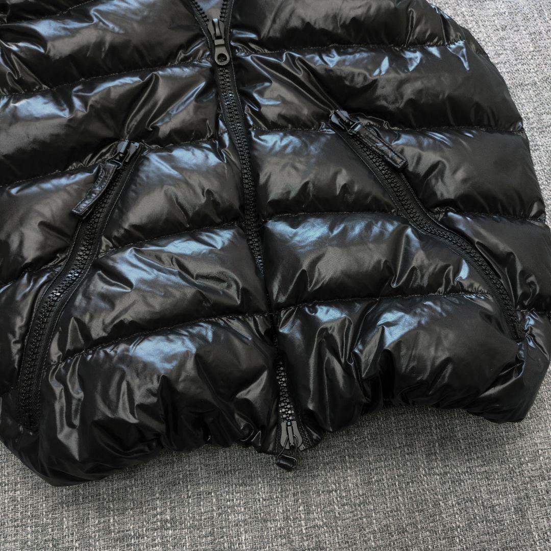 デュベティカ　近年モデル　国内正規品　ダウンベスト　ARISTEO　ブラック