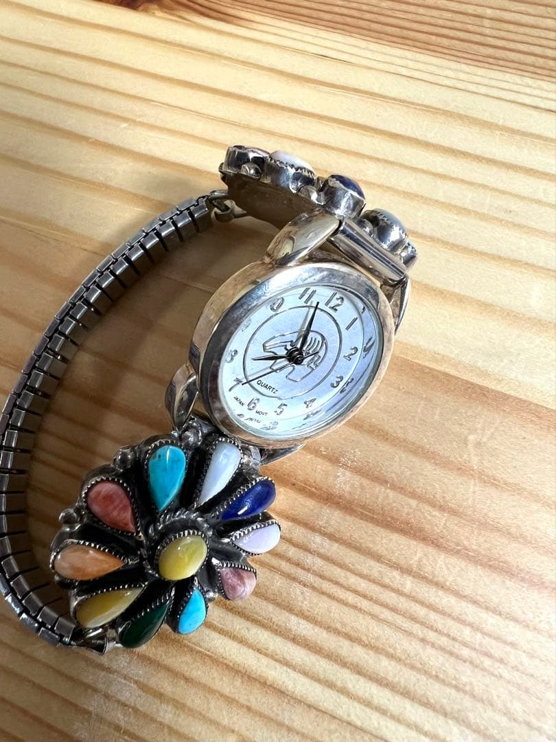 ズニ族Phyllis Coonsisマルチカラークラスター腕時計