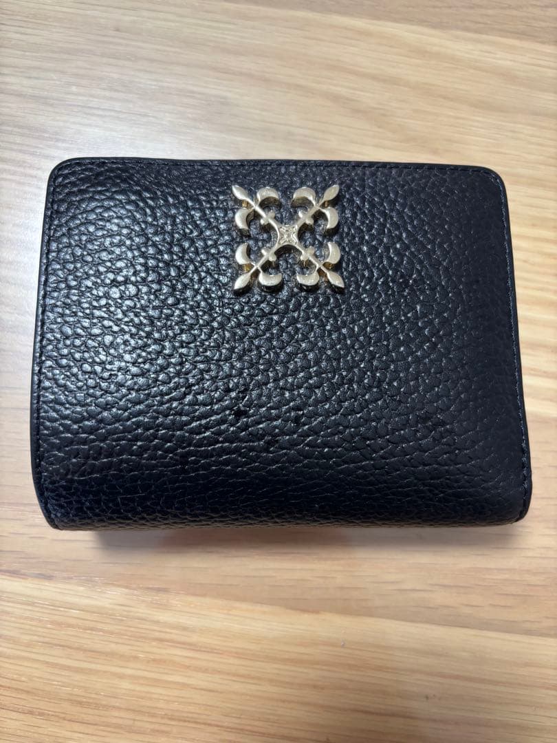 美品！russetレザー製 二つ折り財布 黒 金色装飾