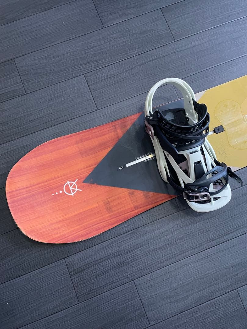 美品❤︎BURTONバートン　レディースYEASAYER 140スノーボードセット