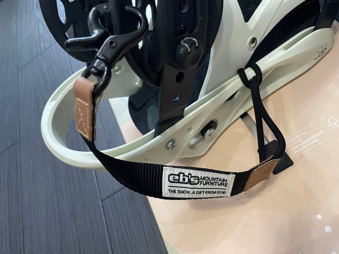 美品❤︎BURTONバートン　レディースYEASAYER 140スノーボードセット