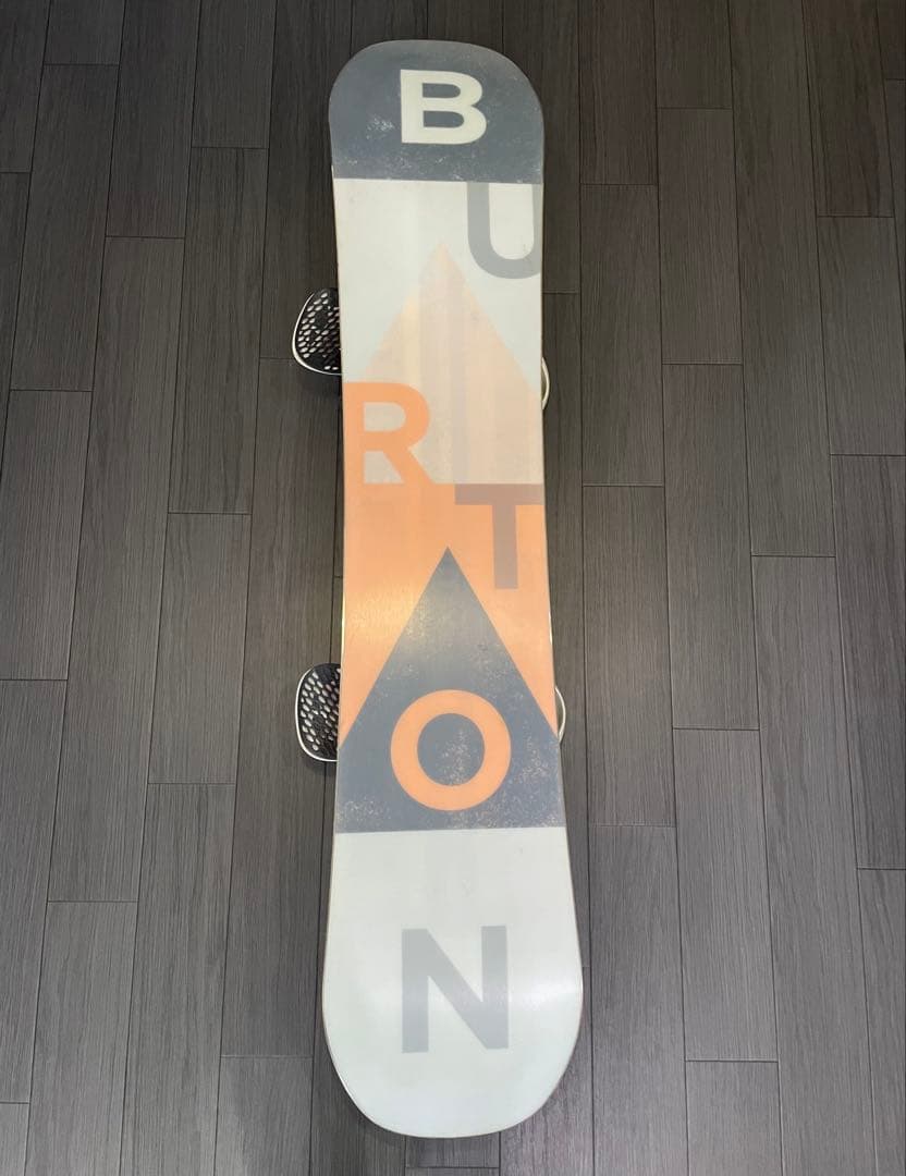 美品❤︎BURTONバートン　レディースYEASAYER 140スノーボードセット