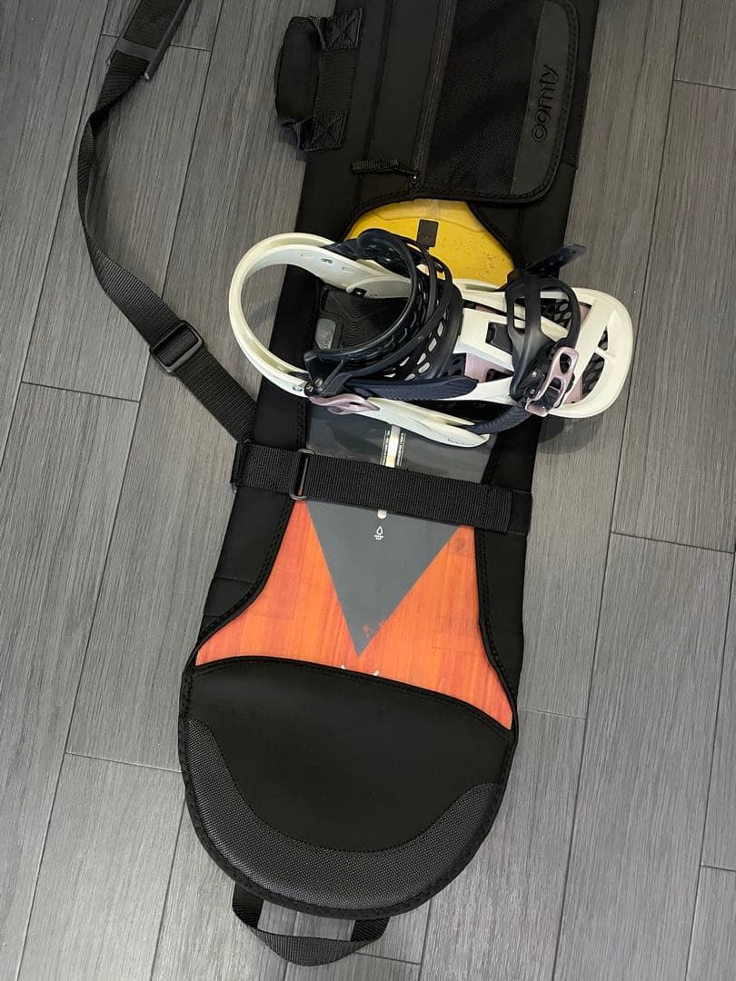 美品❤︎BURTONバートン　レディースYEASAYER 140スノーボードセット