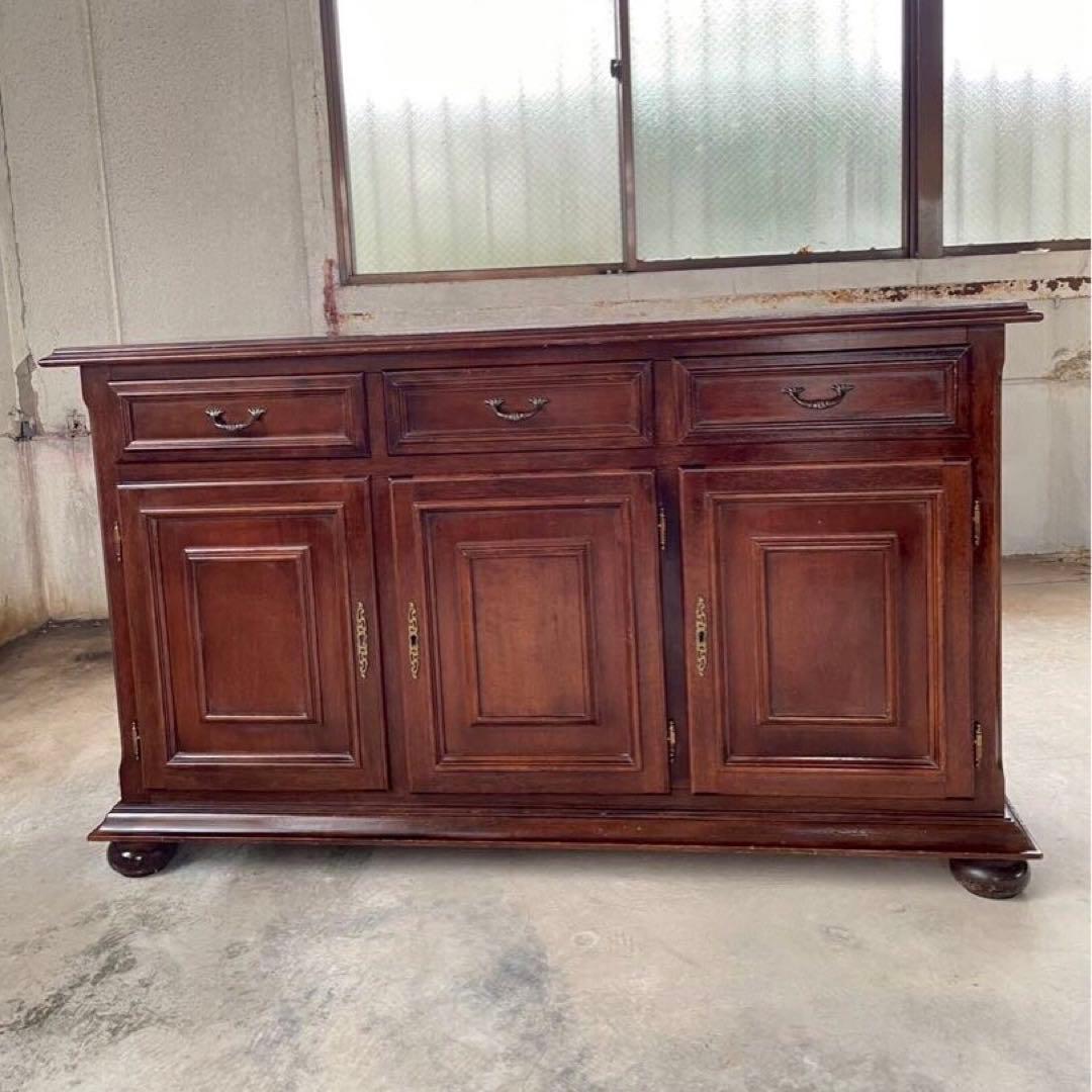 イギリス製　丸脚　高級　サイドボード　　キャビネット