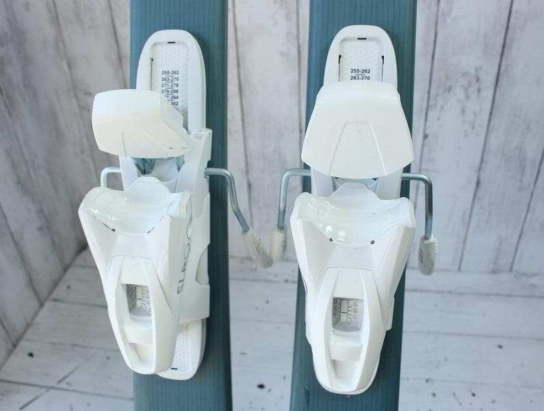 23-24 HEAD EASY JOY スキー 143cm SLR 9.0付き