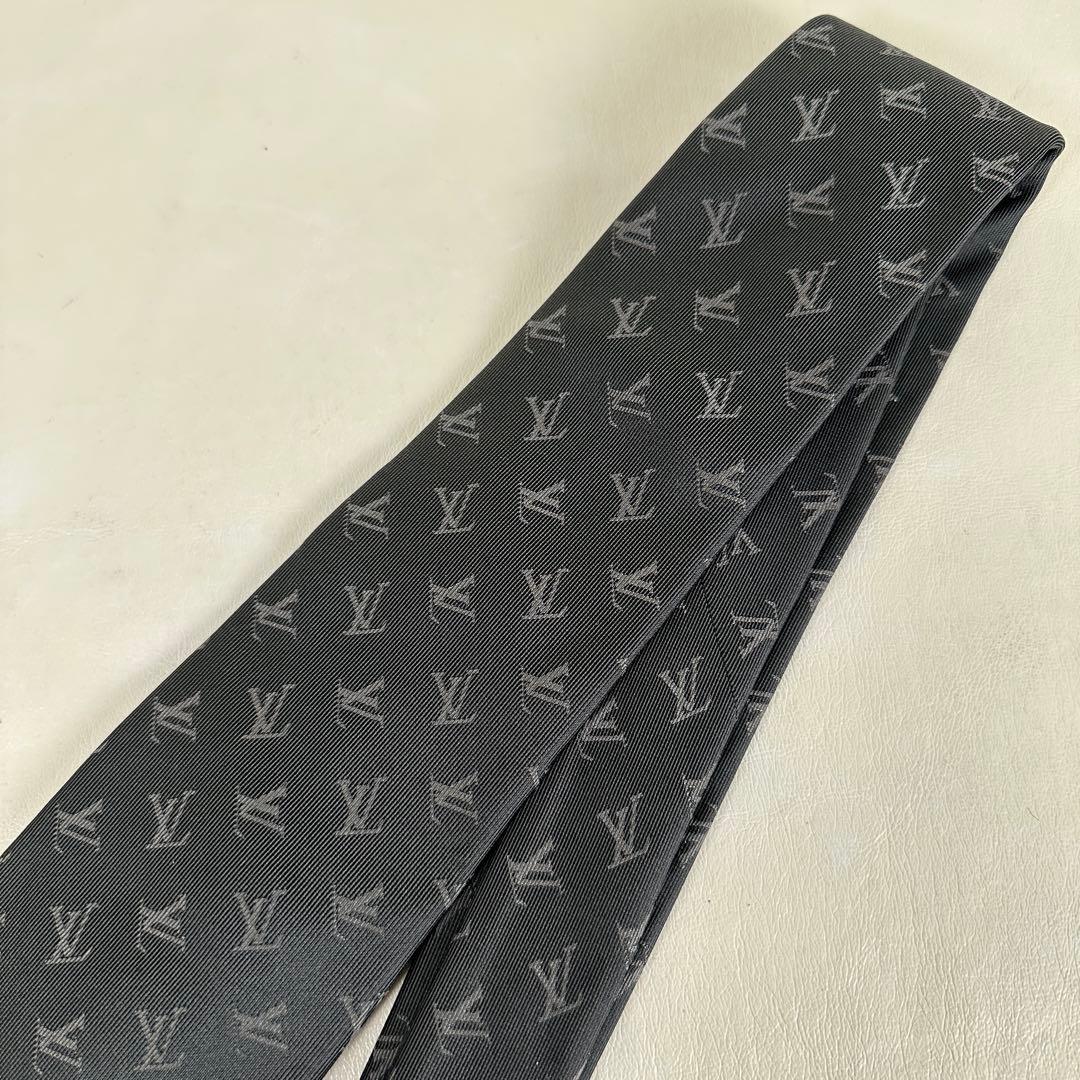 LOUIS VUITTON ルイヴィトン ネクタイ モノグラム 総柄 シルク