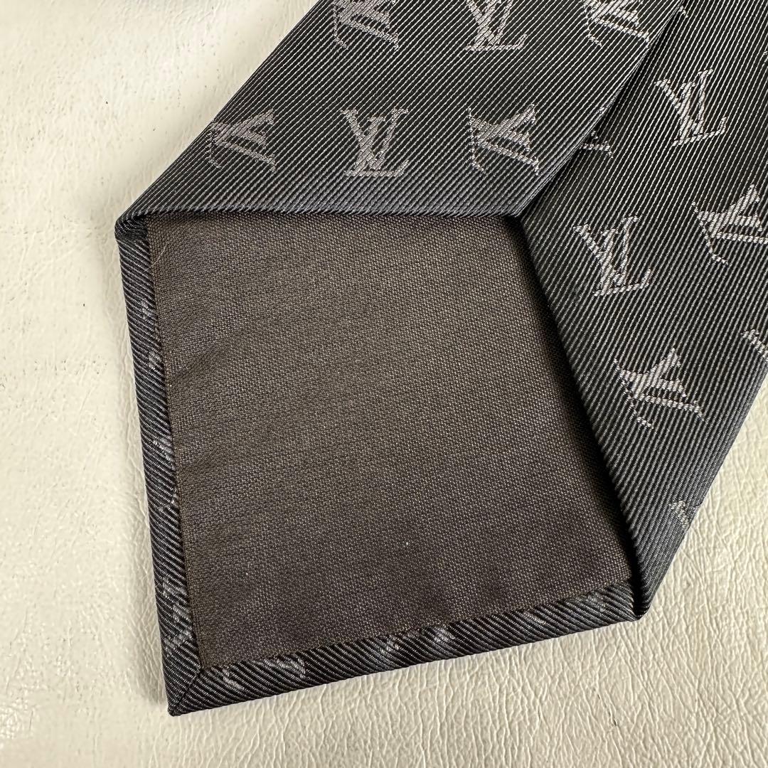 LOUIS VUITTON ルイヴィトン ネクタイ モノグラム 総柄 シルク