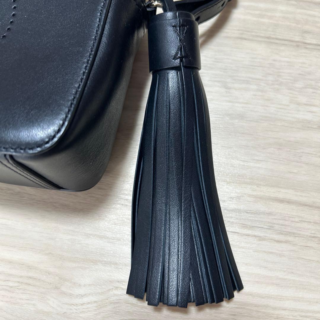 【美品】アニヤハインドマーチショルダースマイル黒