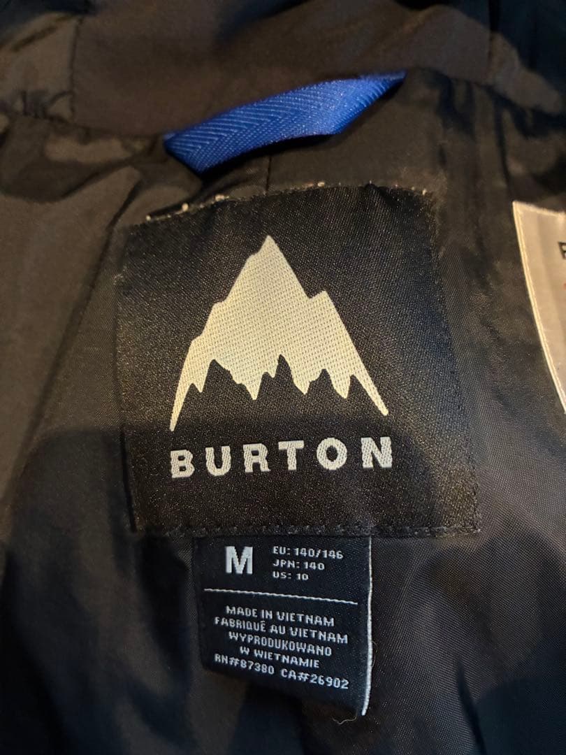 美品！Burton 迷彩柄 ジャケットと黒色ビブパンツセット