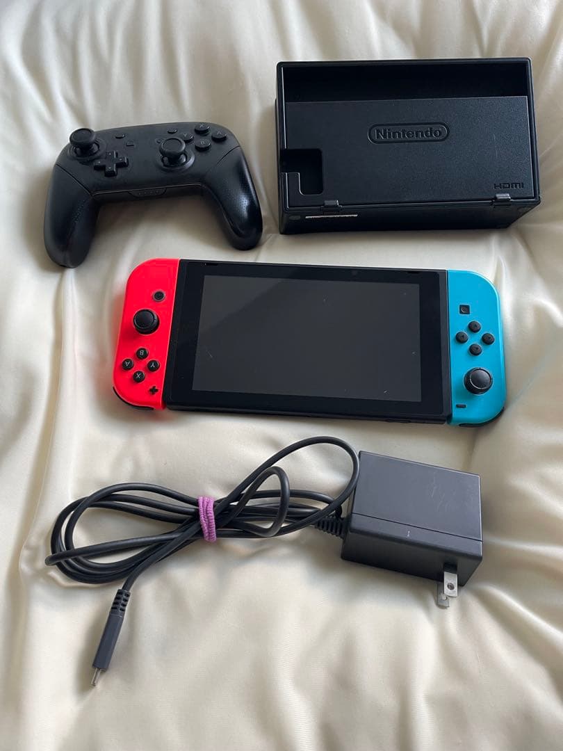Nintendo Switch 本体 青/赤 本体充電器、コントローラーセット
