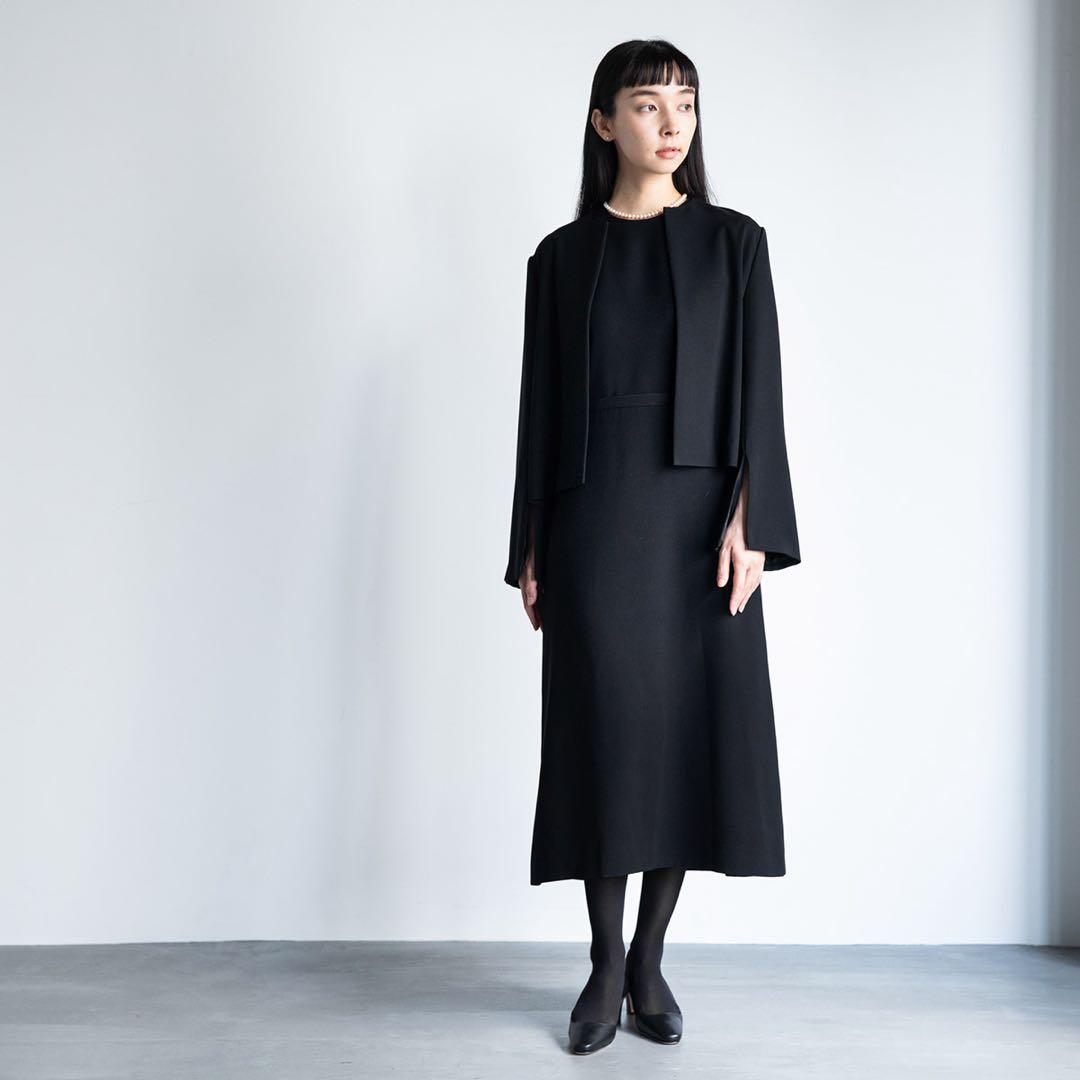 saquiノーカラースリットスリーブジャケット　１回着用のみ