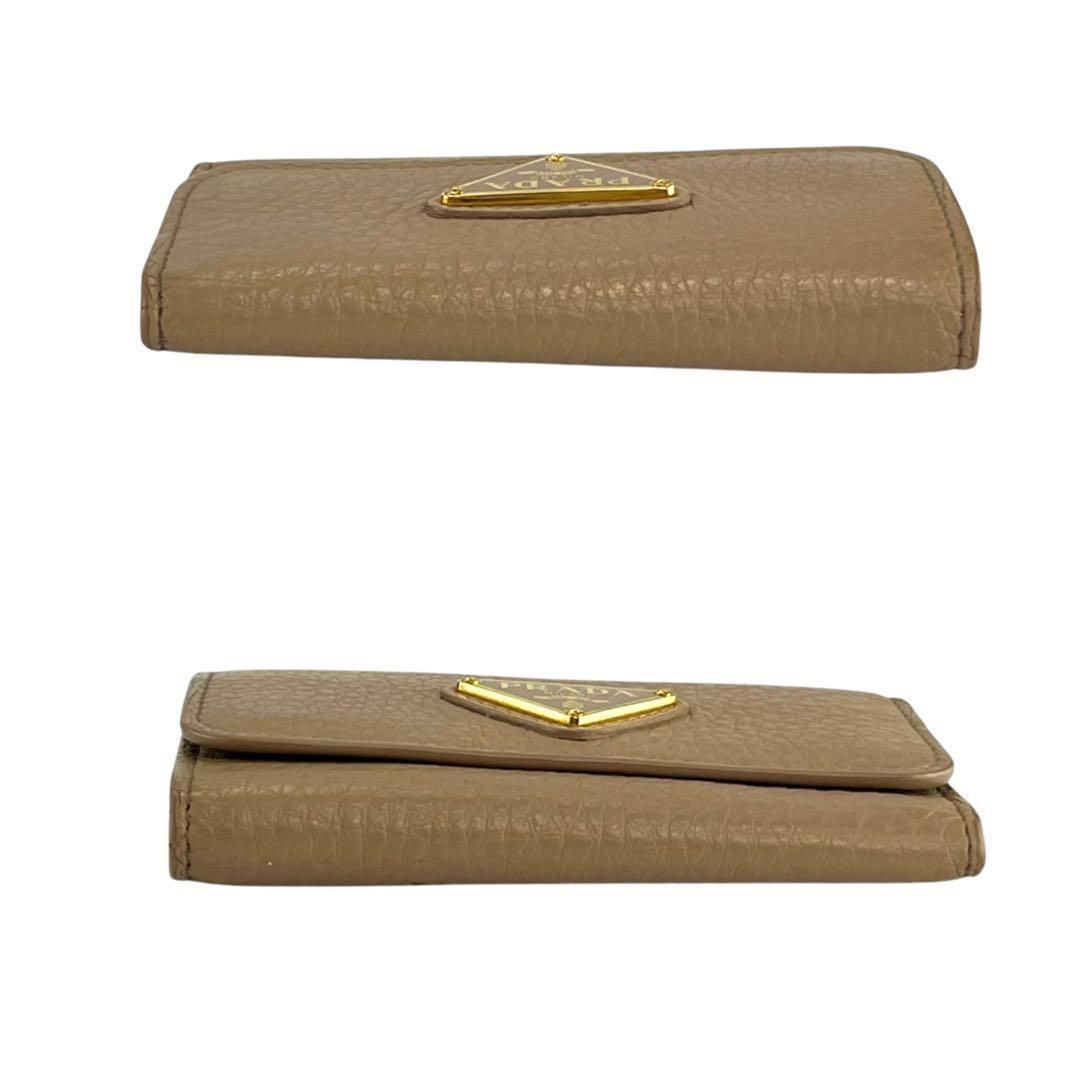 【美品】プラダ　キーケース　鍵　レザー　三角プレート　財布