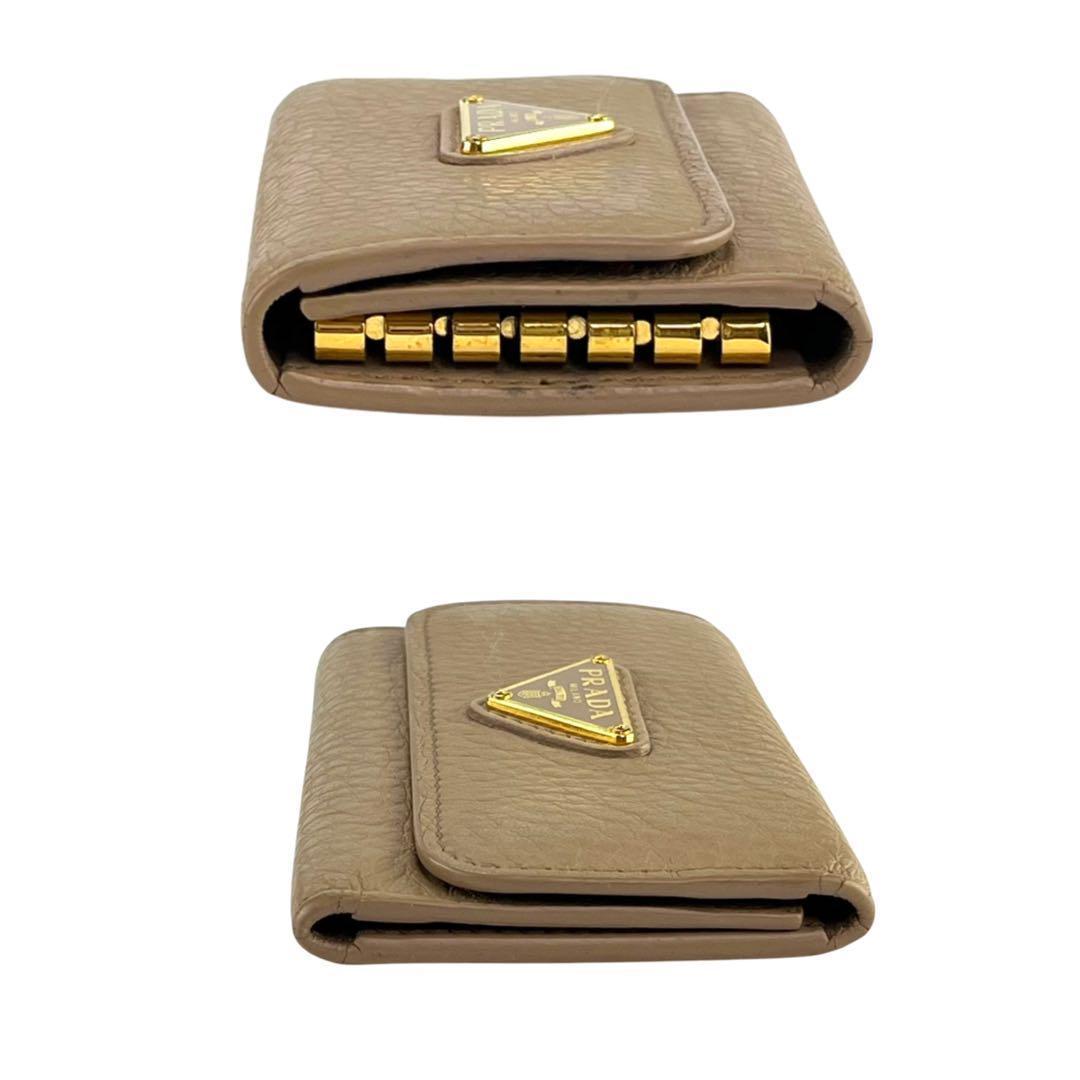 【美品】プラダ　キーケース　鍵　レザー　三角プレート　財布