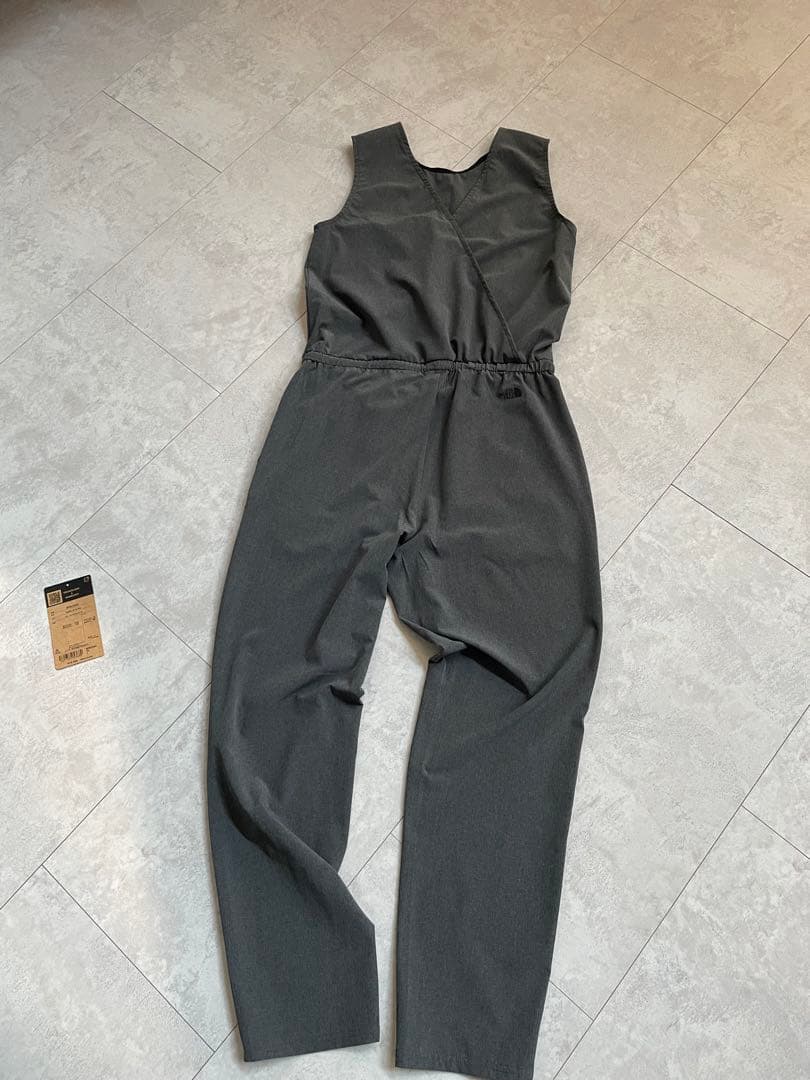 ノースフェイス　サロペットL ミックスチャコール