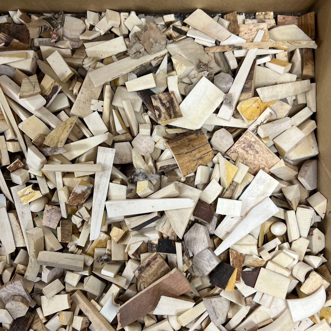 極上素材 B 8174g 東キ8-0212⑤