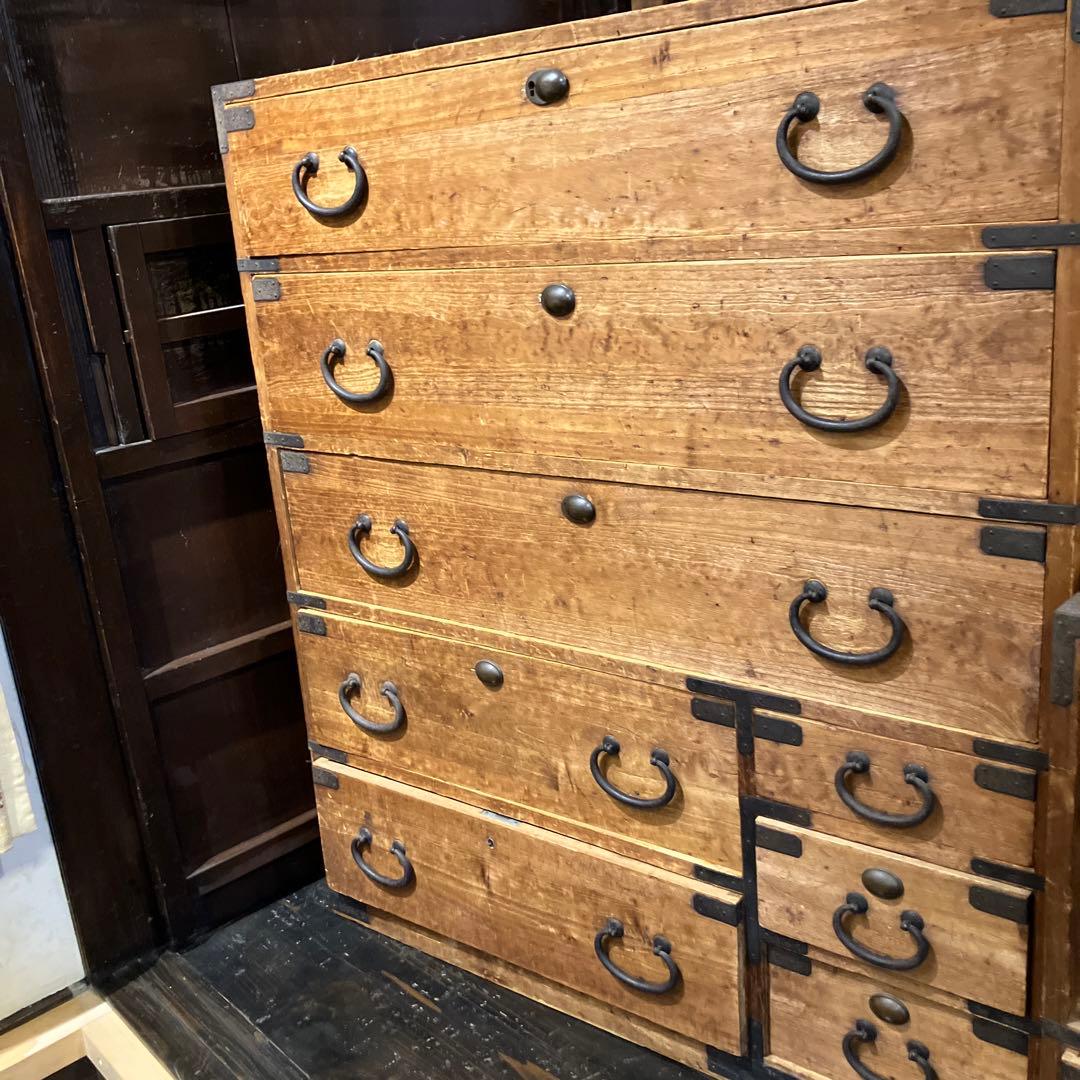 桐箪笥　日本箪笥 8引き出し