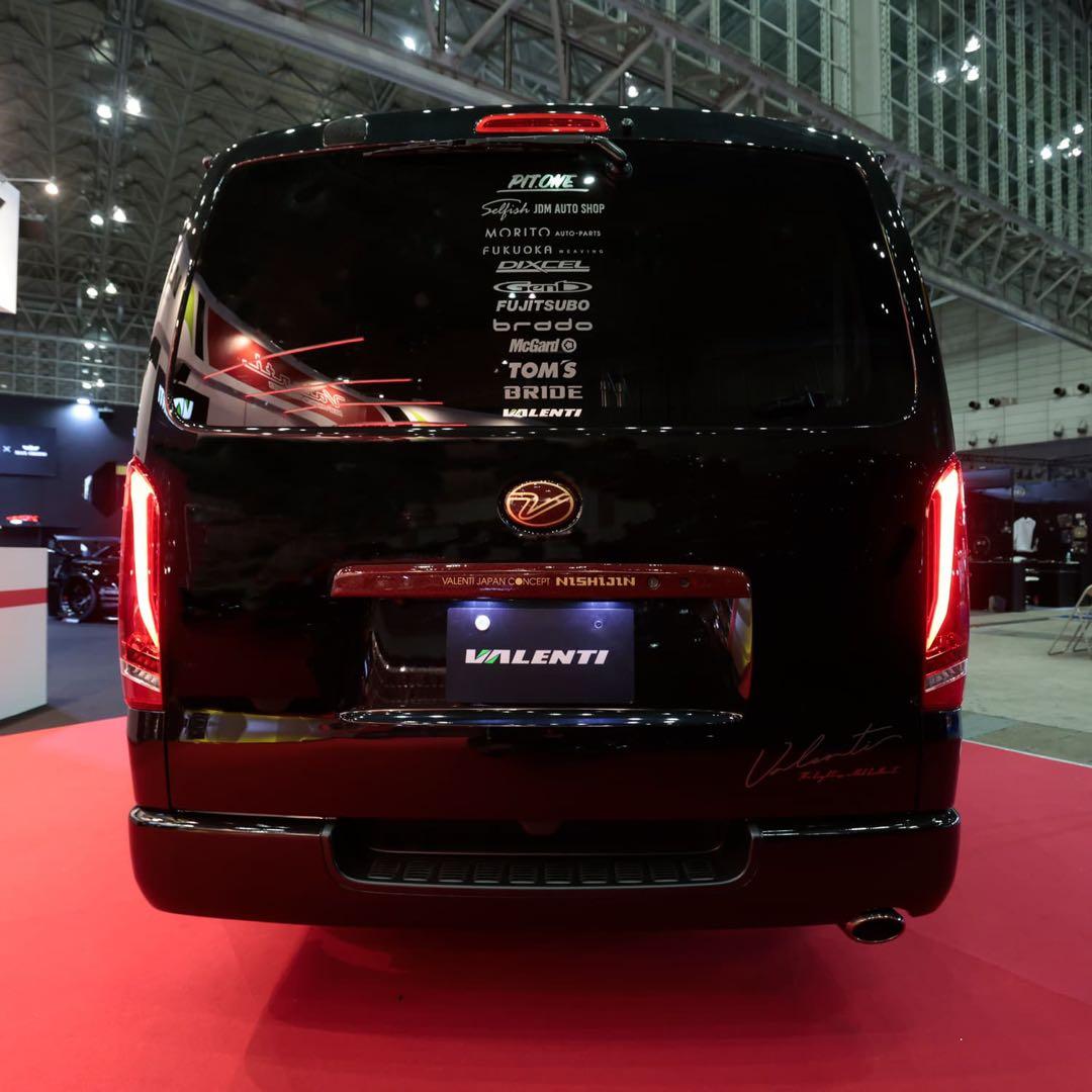 ハイエース　バレンティ　テールランプ　オメガ