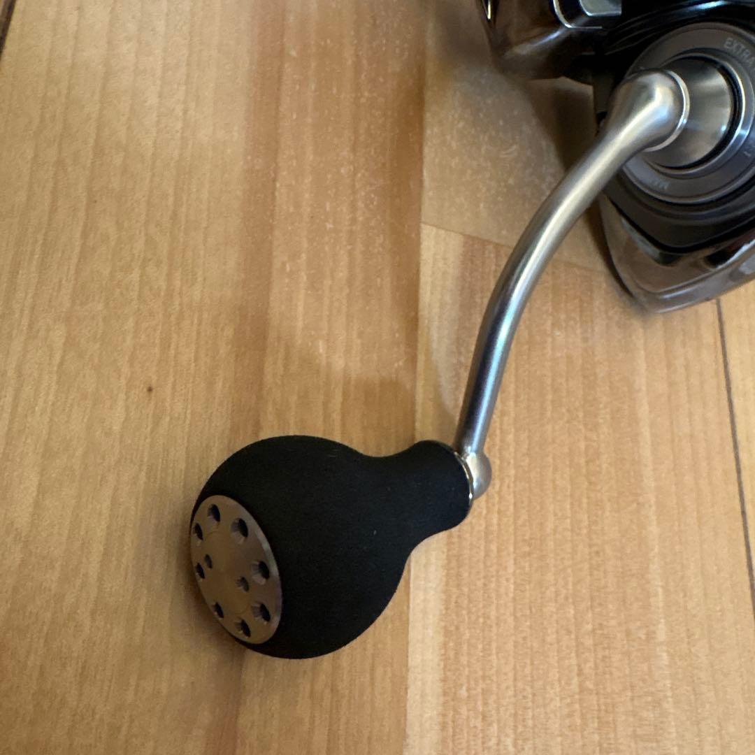 T*I様 ダイワ【18 ブラスト LT 4000-CXH】美品