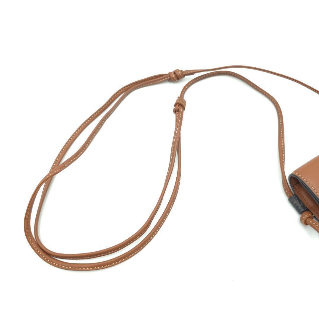 未使用 CELINE セリーヌ トリオンフ スマホショルダー モバイルポーチ