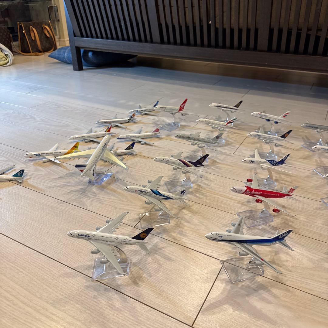 航空機モデル 24機セット 1/200スケール