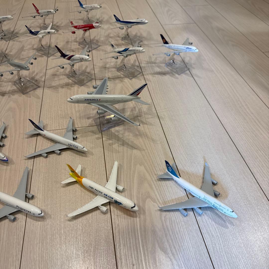 航空機モデル 24機セット 1/200スケール