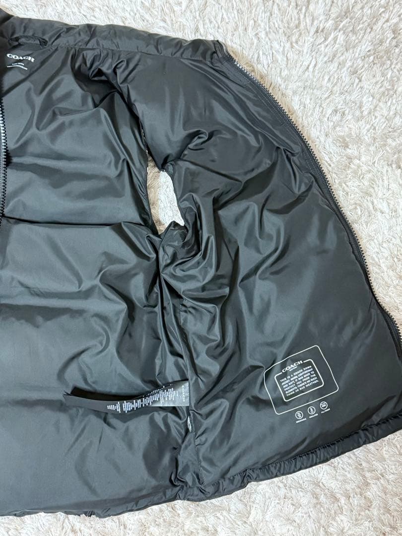 COACH シグネチャーダウンベスト