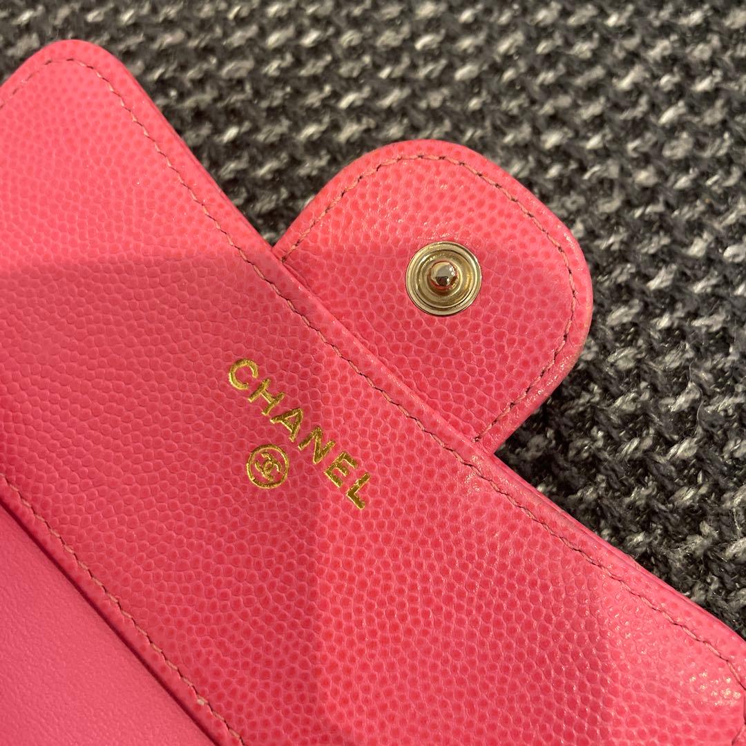 CHANEL ピンク キャビアスキン三つ折り財布
