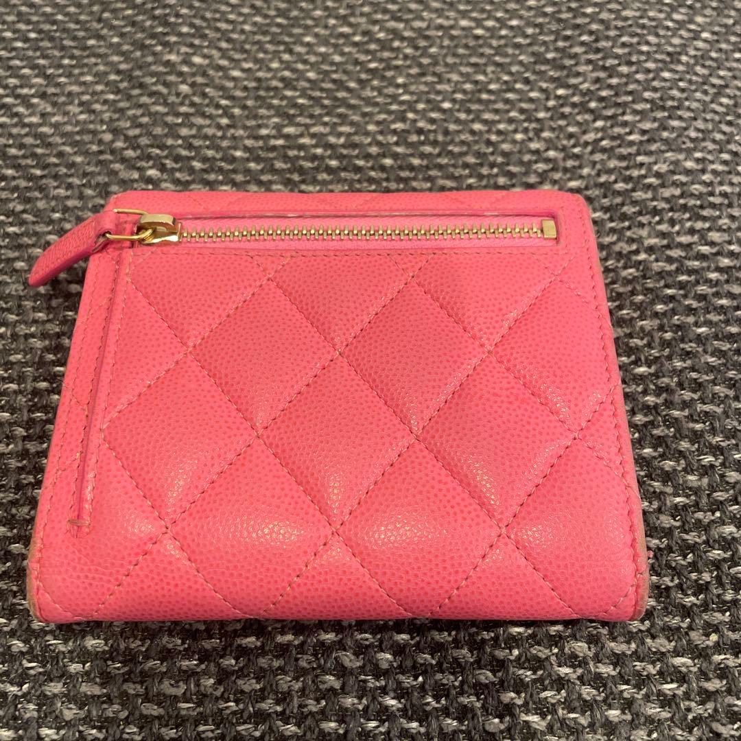 CHANEL ピンク キャビアスキン三つ折り財布