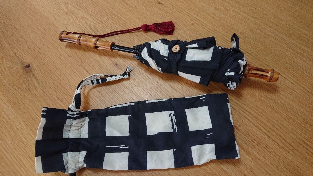 ツタエノヒガサ 折り畳み日傘 難あり