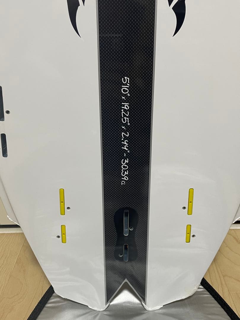 プレセボ ニュー リップクエスト placebo NEW RIPQUEST