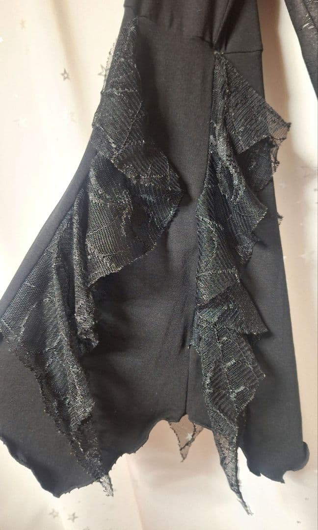 キューティーフラッシュ　編み上げ　姫袖　蜘蛛の巣　カットソー