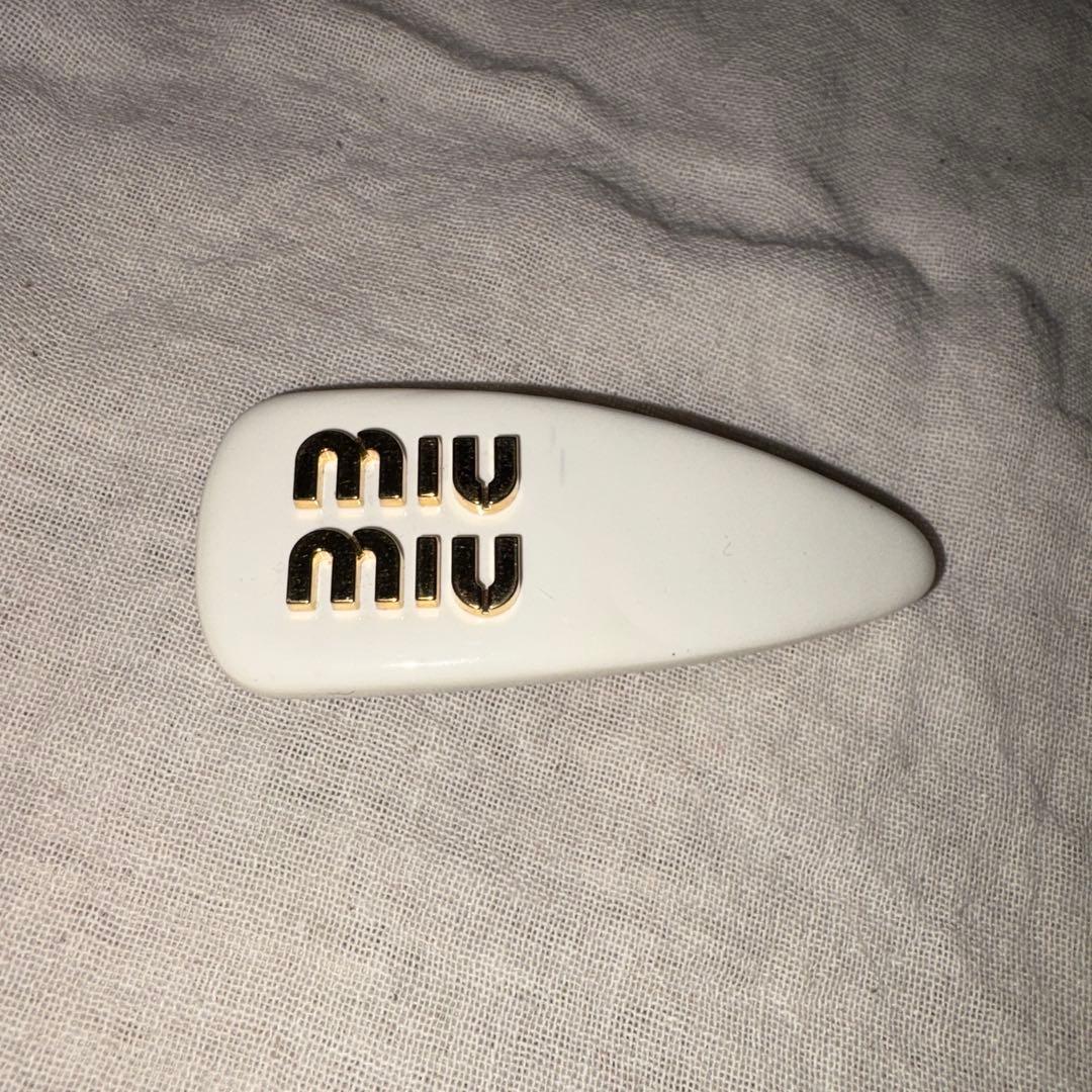Miumiu ヘアピン/クリップ