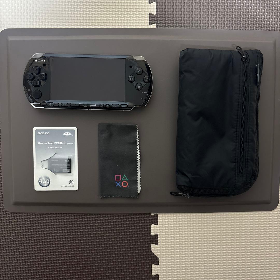 SONY PSP 3000ピアノブラック バリューパック【ソフトおまけ】
