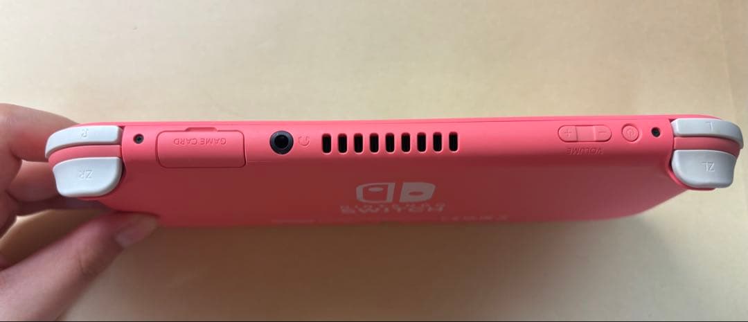 Nintendo Switch Lite ＋ Liteケース カービィ