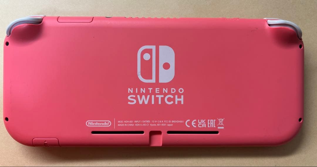 Nintendo Switch Lite ＋ Liteケース カービィ